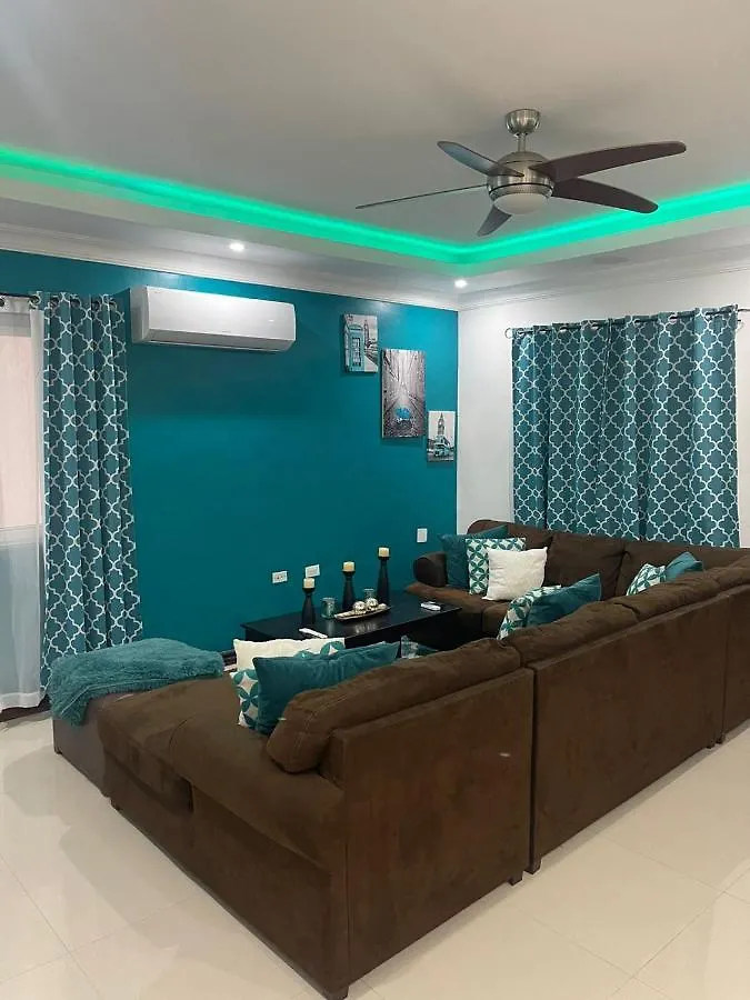 Apartment Suite 7 At The Rochesters Kingston Jamaica