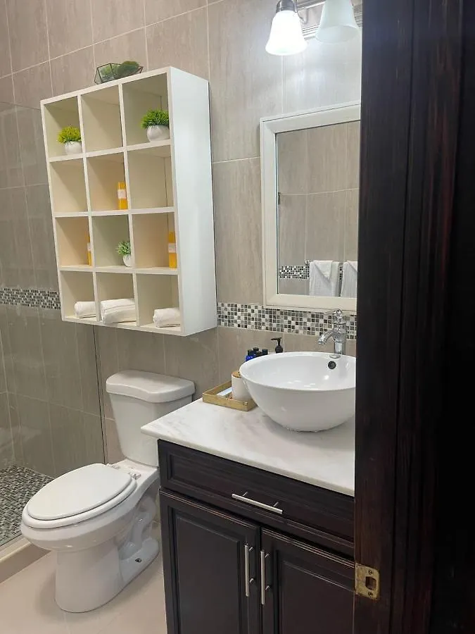 Apartment Suite 7 At The Rochesters Kingston